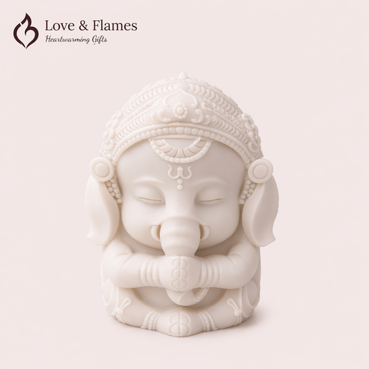 Bal Ganesha Scented Candle Color White Ivory & Fragrance Vanilla - Love & Flames