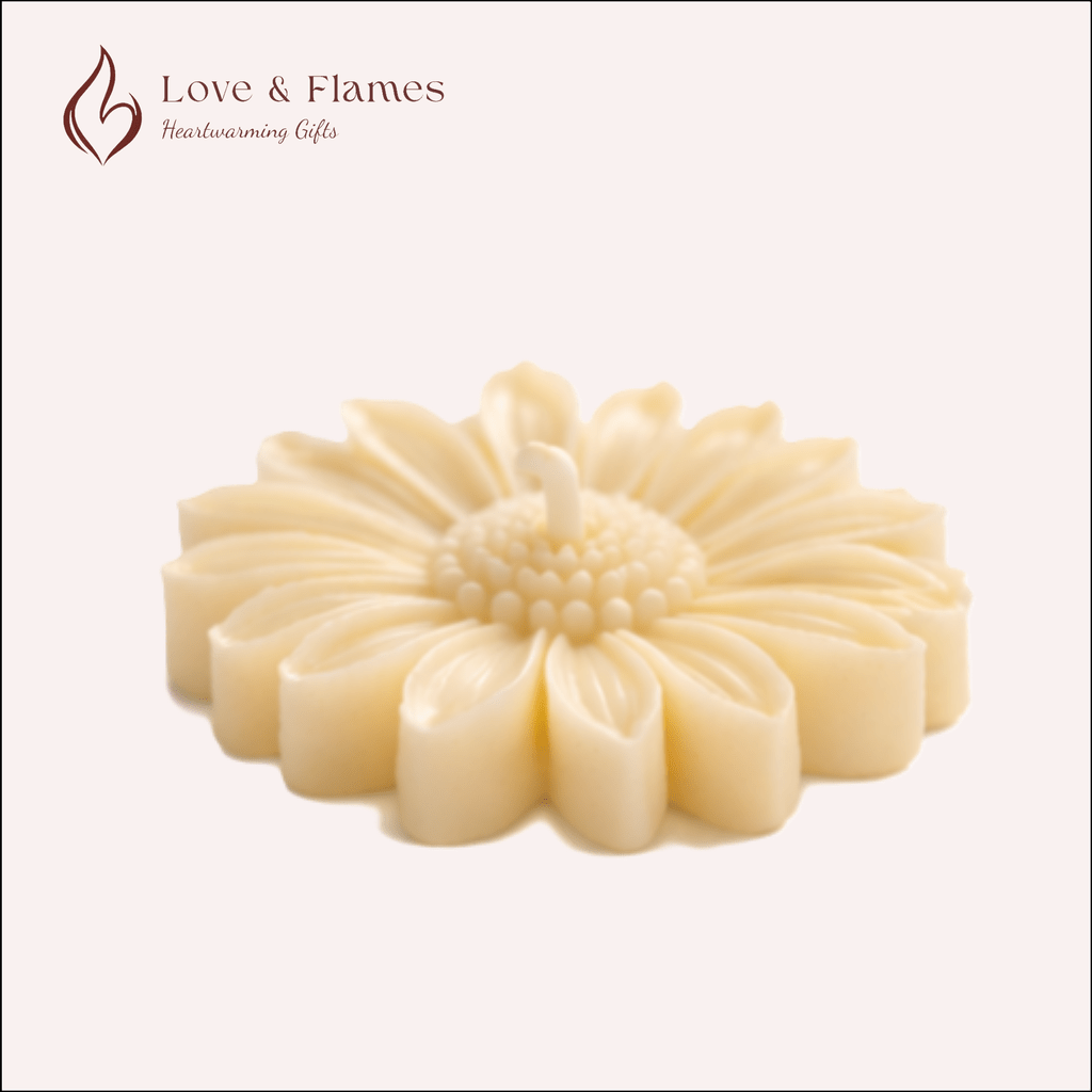 Floating Daisy Scented Candle Color Yellow Lemon & Fragrance Jasmine - Love & Flames
