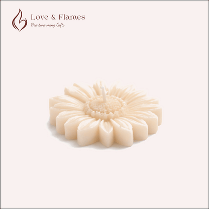 Floating Sunflower Scented Candle Color White Ivory & Fragrance Vanilla - Love & Flames