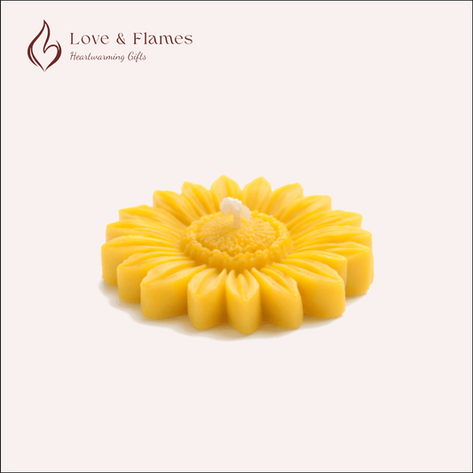 Floating Sunflower Scented Candle Color Yellow Sunshine & Fragrance Vanilla - Love & Flames